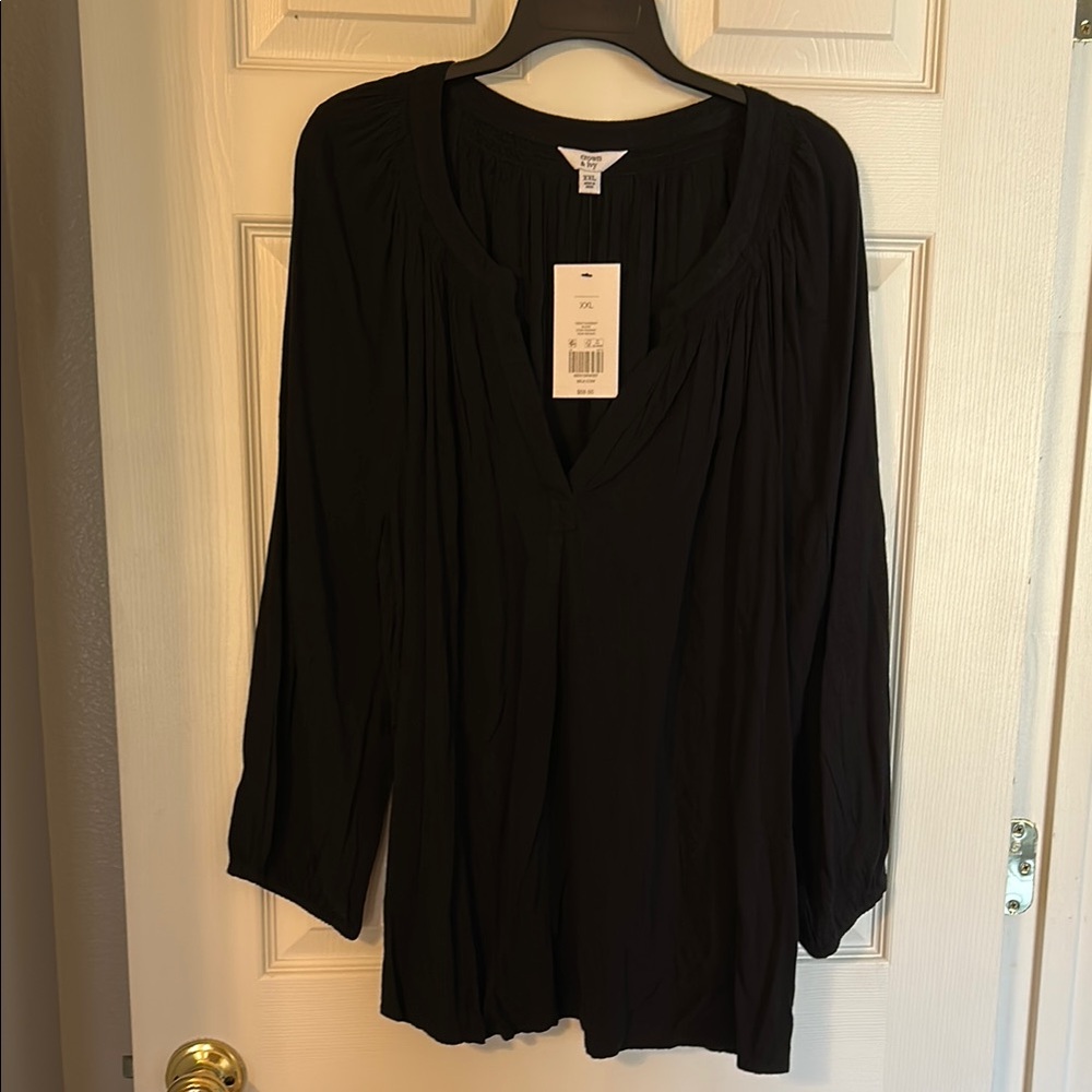 Women's Black Top